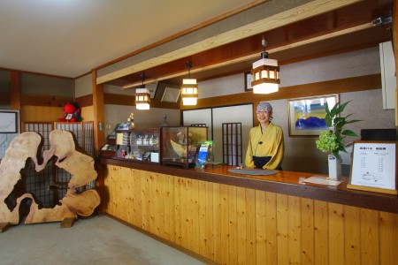 奥飛騨温泉郷 栃尾温泉の東口に佇む湯量豊富な源泉かけ流しの湯宿。 一 客一亭まごころこめておもてなし