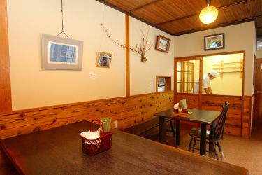 お蕎麦を食べて下さったお客様でお風呂に入りたい方がいらっしゃいましたら、どうぞお申し出下さい。 お蕎麦を食べて下さったお客様でお風呂に入りたい方がいらっしゃいましたら、どうぞお申し出下さい。